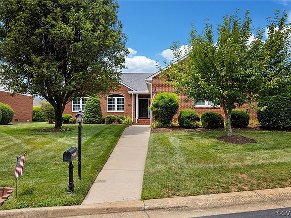 2nd image of 5906 Village Lake Ct