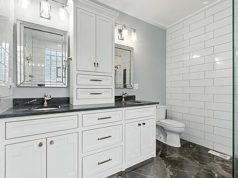 860 W Buckingham Pl #1E — Photo 17
