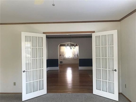 5th image of 206 E Fairfield Ave
