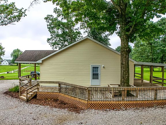 4th image of 34 Brewer Ln