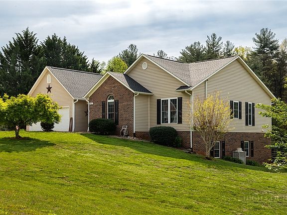 2nd image of 611 Briar Creek Drive