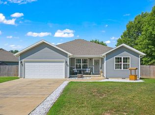 609 Heritage Ln, Pittsburg, KS 66762