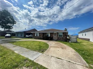 7520 Berg Rd, New Orleans, LA 70128