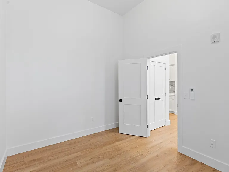 101 Richmond St #212 — Photo 10