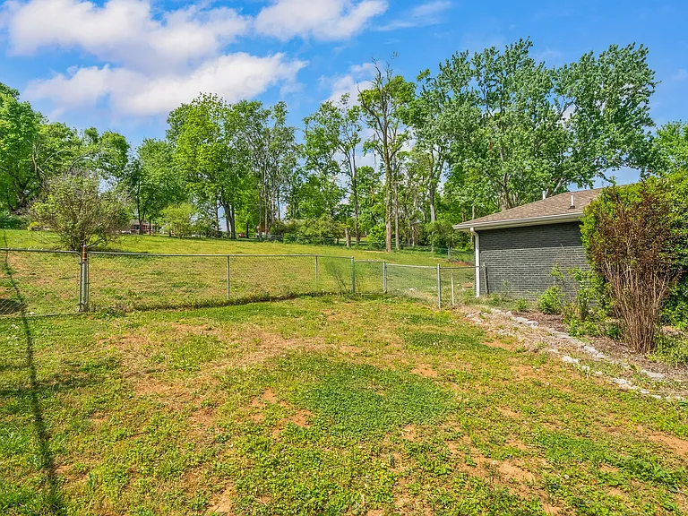 3928 Stilton Dr — Photo 5