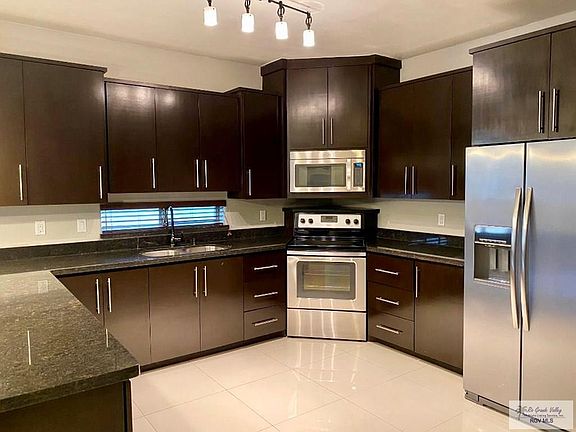 5th image of 3005 San Miguel Cir