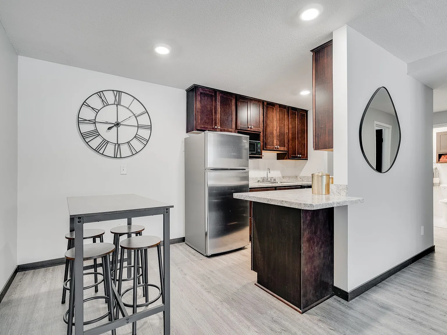 Fine Living at Aquila Park & Royal Park — Photo 4
