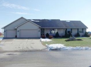 3072 Jauquet Dr, Green Bay, WI 54311