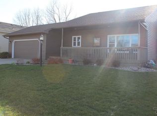 4801 S Nathan Ave, Sioux Falls, SD 57103