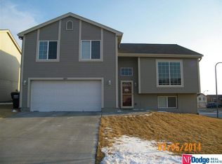 16879 Camden Ave, Omaha, NE 68116
