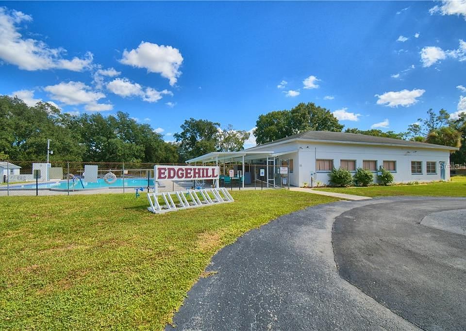 Enter Community Center