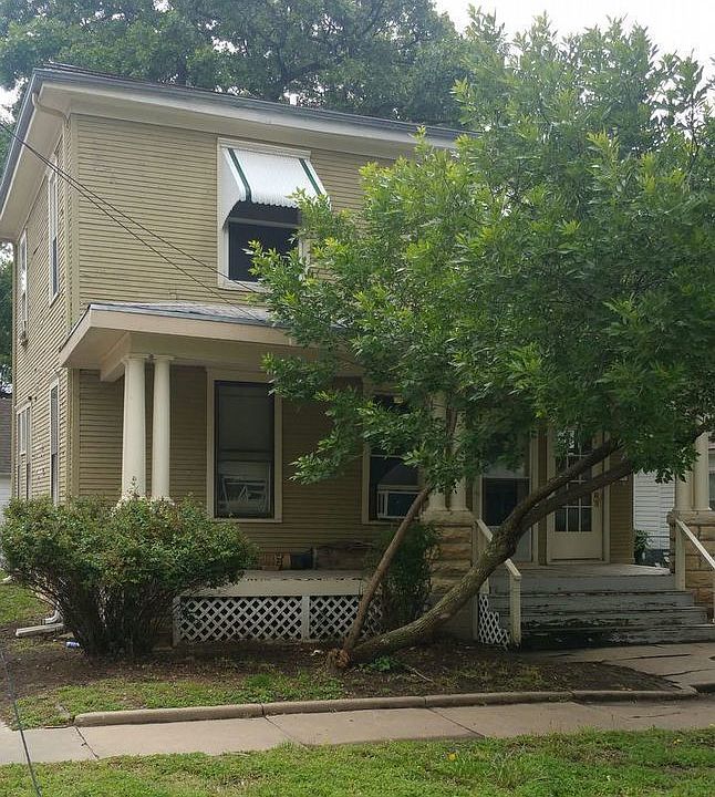 1st image of 152 N 10th St