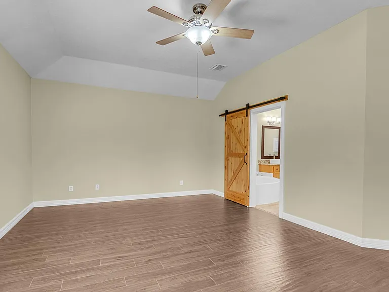 2919 Silverbit Trail Ln — Photo 18