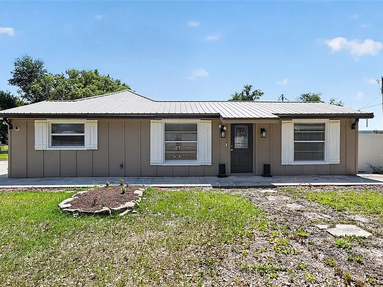 3240 Apfel Rd — Photo 1
