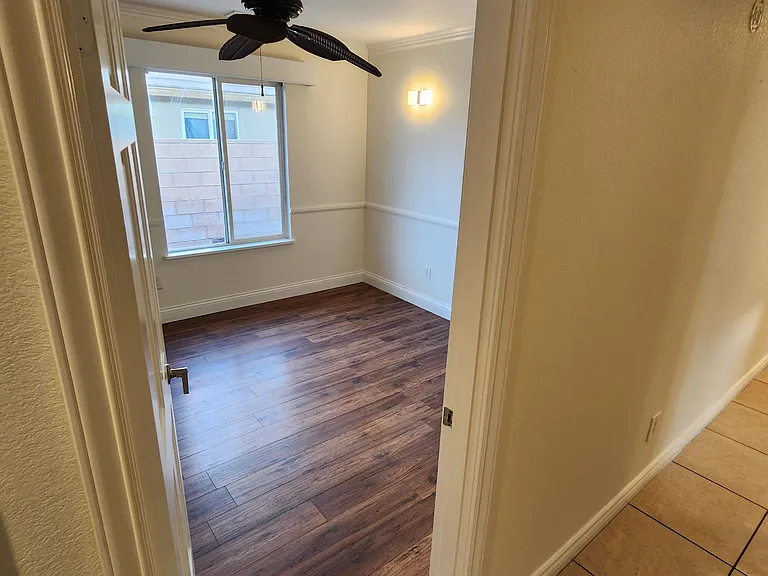 3045 E Newgrove St — Photo 37