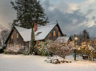 16 Verona St, Northport, ME 04849