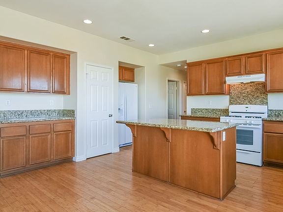 5th image of 37517 Siderno Dr