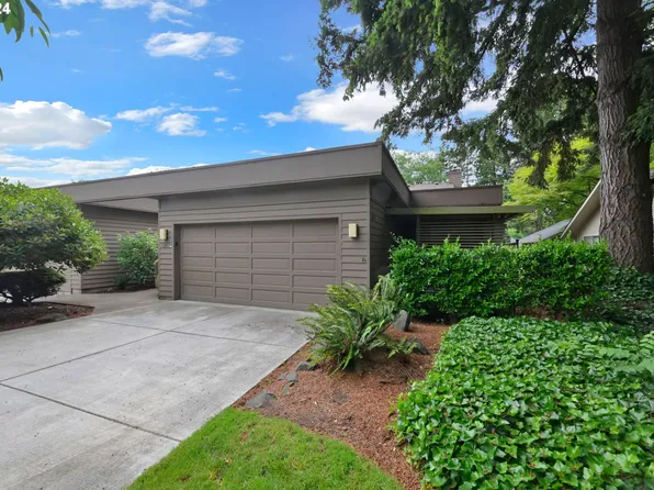 1281 Spyglass Dr, Eugene, OR 97401