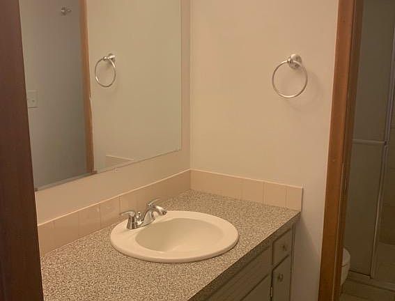 4th image of 4141 S 31st St #B