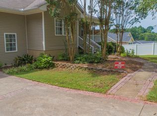255 Scenic Ave, Campobello, SC 29322