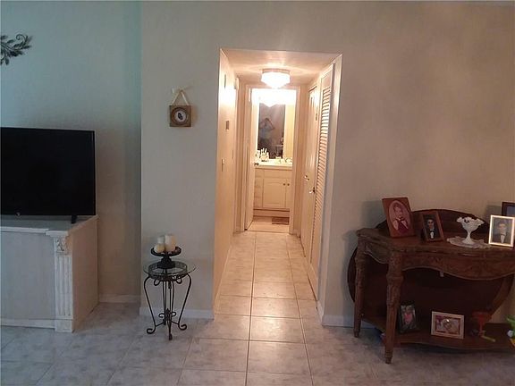 3rd image of 3575 Brokenwoods Drive #105