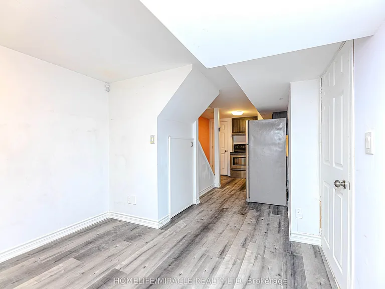 851 Bennett Ct — Photo 39