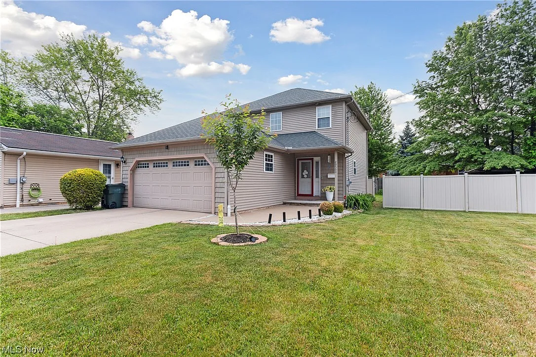 29534 Catawba St photo 1