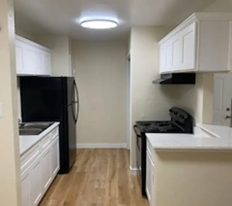 Thompson Square Apts., LLC