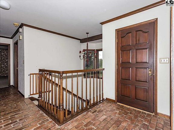 3rd image of 36 Linksland Dr