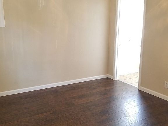 4th image of 739 Bowles St #3C