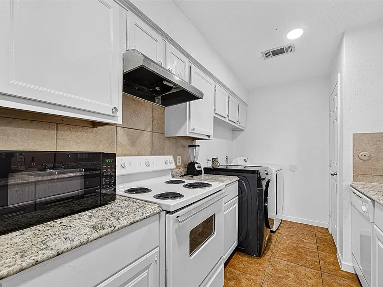15507 Aldine Westfield Rd — Photo 11