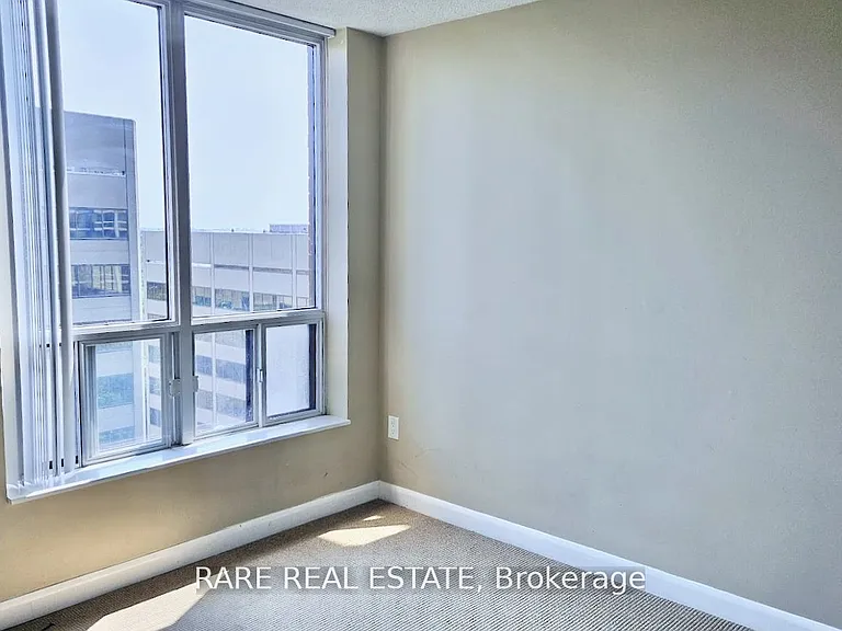 33 Sheppard Ave E #1112 — Photo 3