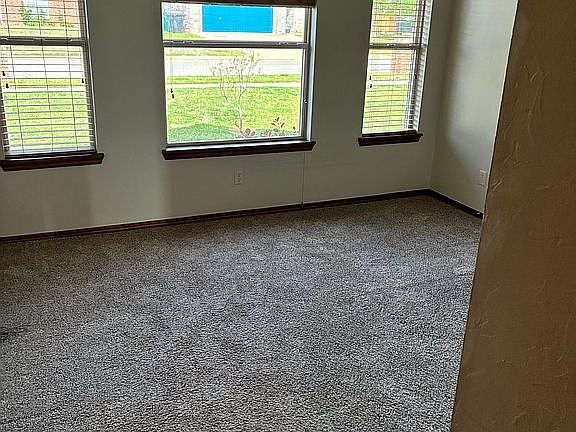 4th image of 4104 Thorn Burn Pl