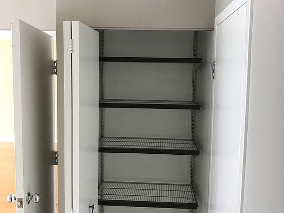 Master Bedroom - Linen Closet