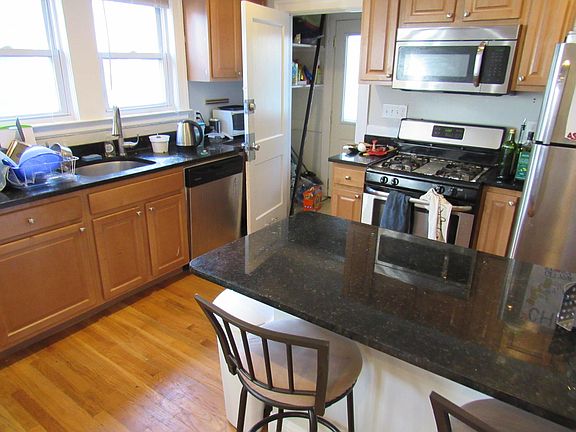 3rd image of 4 Iroquois St #3