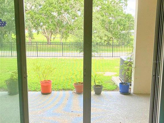 4th image of 305 FELTRIM RESERVE BOULEVARD
