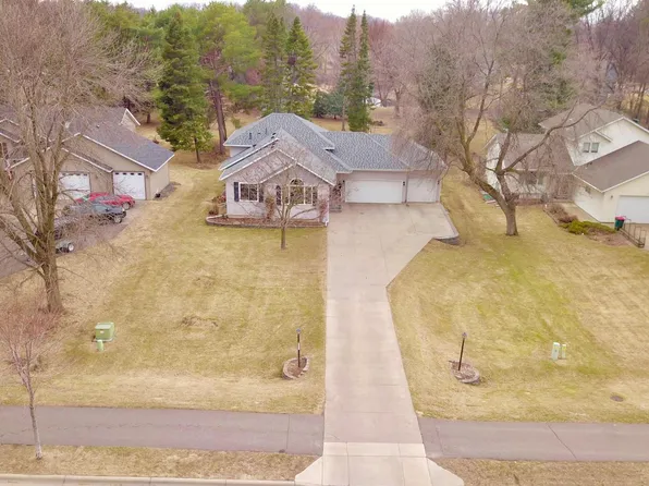 9571 Gillard Ave NE, Monticello, MN 55362