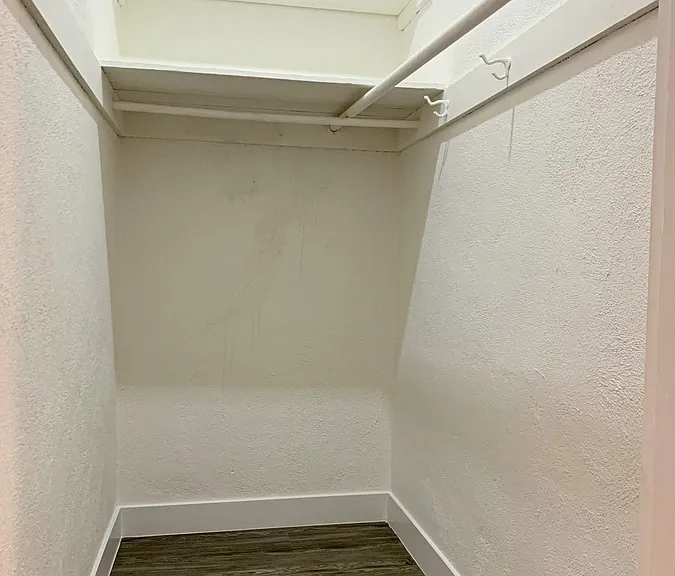 321 S Verdugo Rd #8 — Photo 7