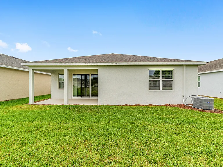 4665 NW 51st Terrace Rd — Photo 36