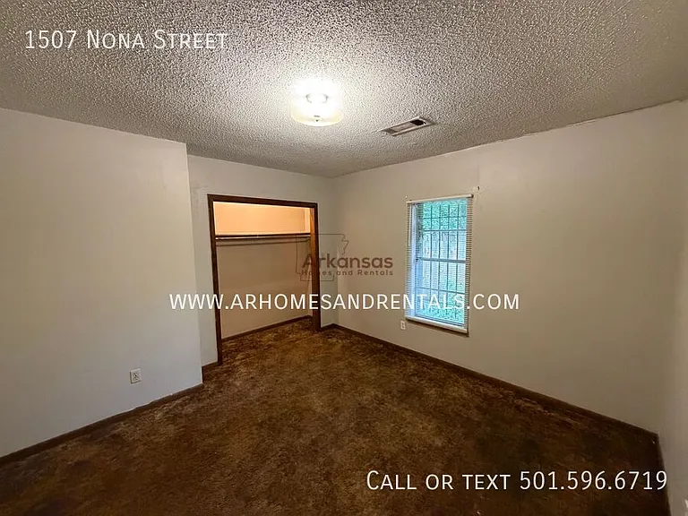 1507 Nona St — Photo 7