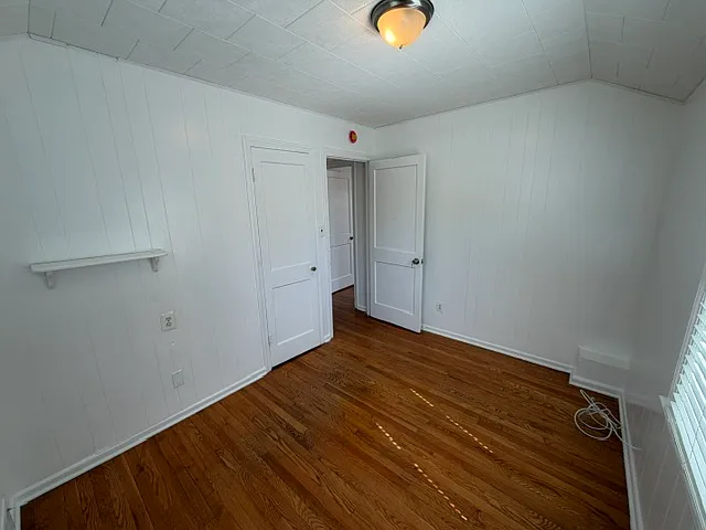 639 Emerson St NE — Photo 20