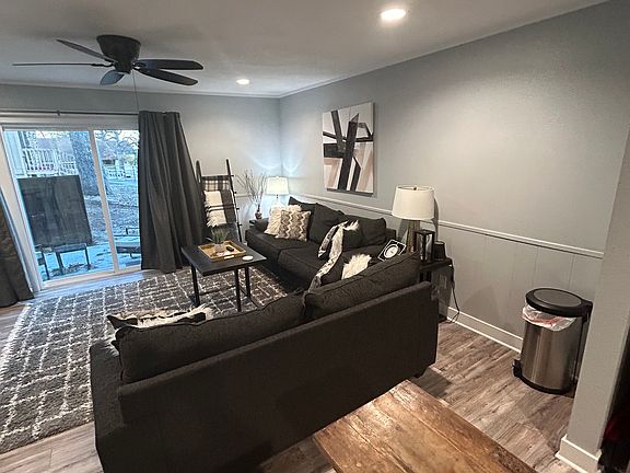 5th image of 22 Britten Cir