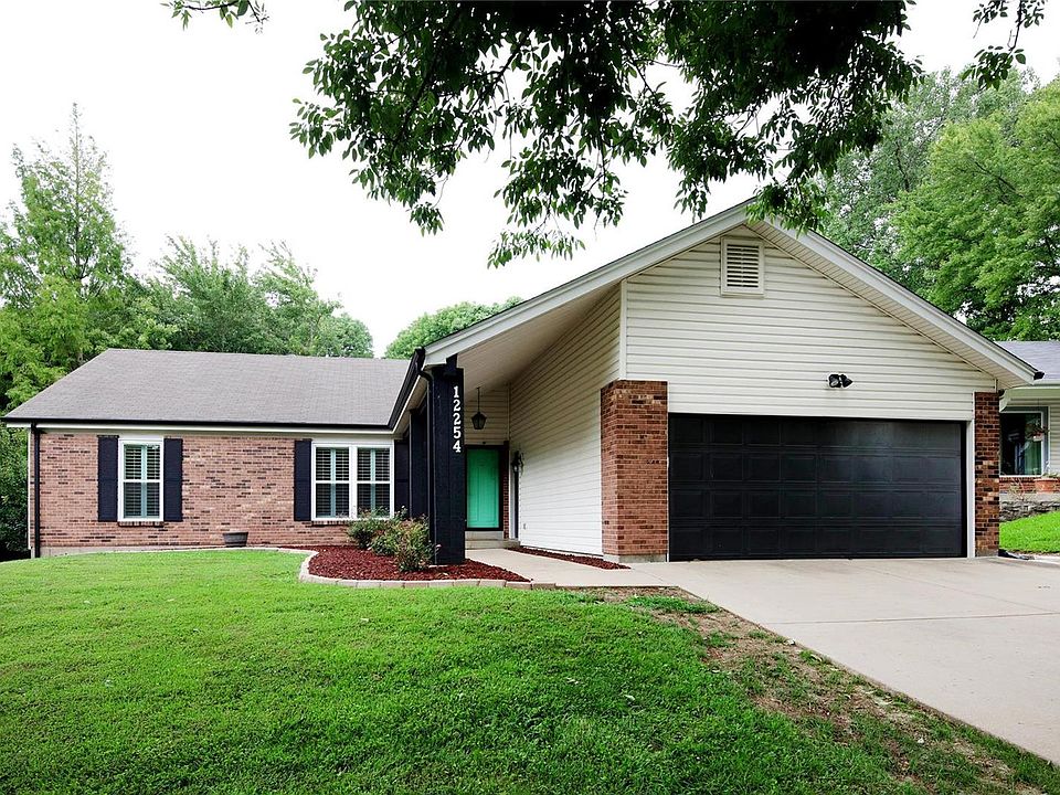 1st image of 12254 Foxpoint Dr