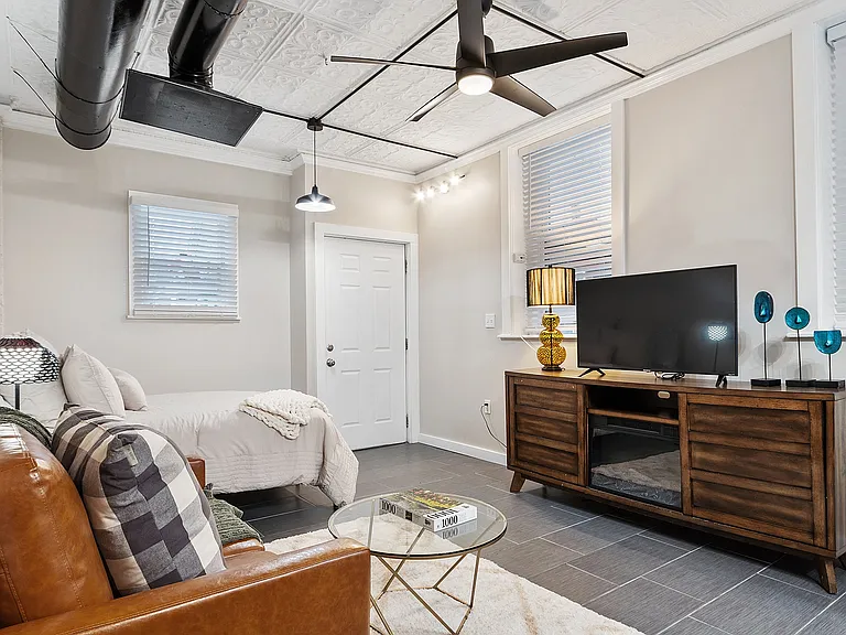 1 Hazel St #23L — Photo 16