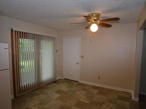 4th image of 5760 Levy Dr