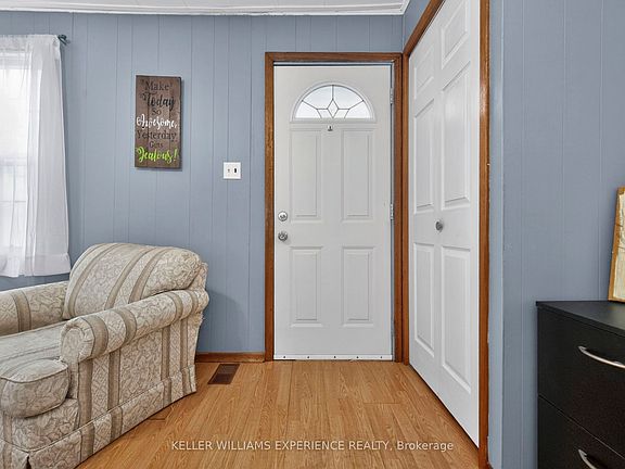 3rd image of 10 Argyle Ave