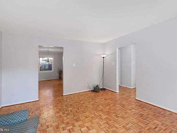 4th image of 3381 Whipple Ct