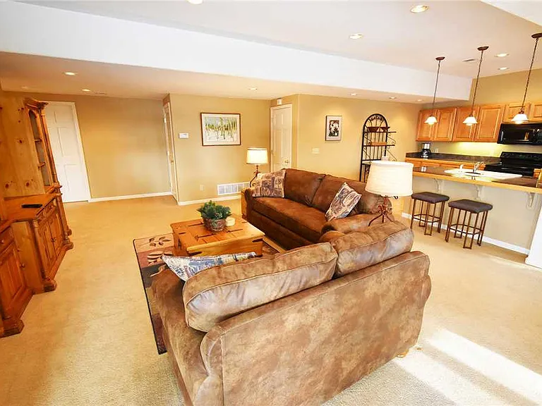 54 Ensign Dr — Photo 10