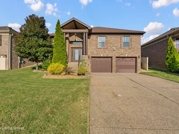 7610 Pavilion Park Rd, Louisville, KY 40214