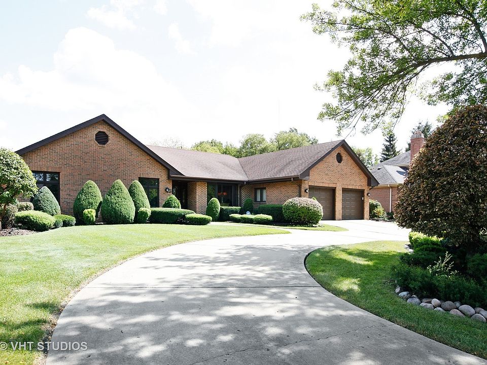 1st image of 335 Hambletonian Dr